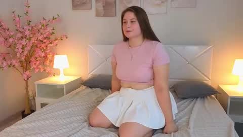 Sophie online show from 02.24.25