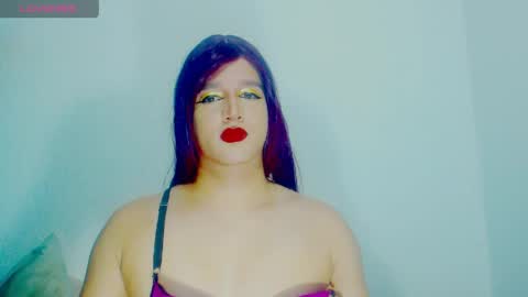 Snapshot of sophiehillsxo chatting on 05.07.26 sophiehillsxo online show from 05.07.26