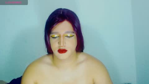 Snapshot of sophiehillsxo chatting on 05.09.26 sophiehillsxo online show from 05.09.26