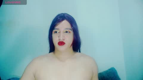 Snapshot of sophiehillsxo chatting on 05.15.26 sophiehillsxo online show from 05.15.26