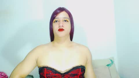 Snapshot of sophiehillsxo chatting on 05.18.26 sophiehillsxo online show from 05.18.26