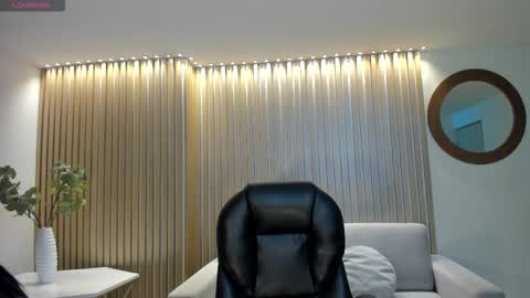 Sophie online show from 03.27.26