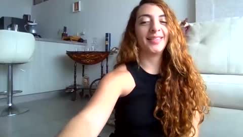 Snapshot of sophielatina chatting on 03.04.25 Sophia online show from 03.04.25