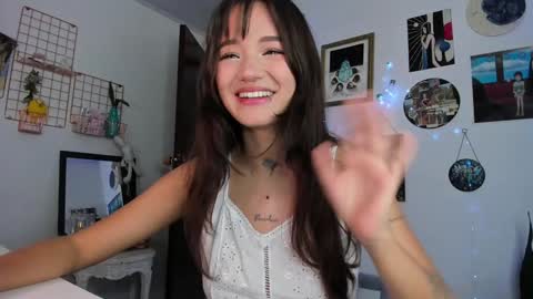 Sophie online show from 12.31.24