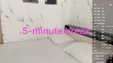 Snapshot of sophierayne_ chatting on 01.10.26 SophieRayne online show from 01.10.26