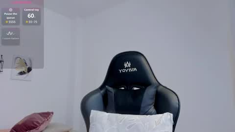 sophierooy online show from 02.03.26