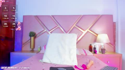 Sophie online show from 10.16.25