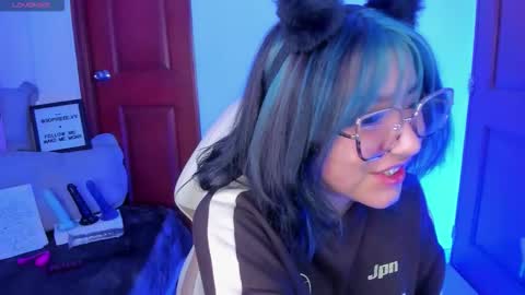   Sophie  online show from 02.09.26