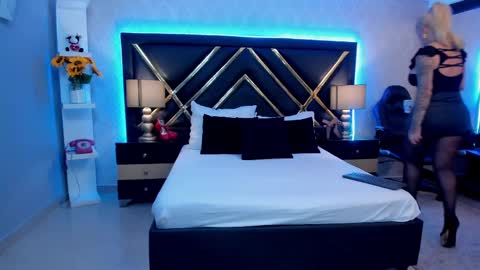 Snapshot of sophiewinslow chatting on 02.28.25 SophieWinslow online show from 02.28.25