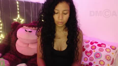 Snapshot of sophiia_dreams chatting on 01.02.25 Sophia this is not my real name online show from 01.02.25