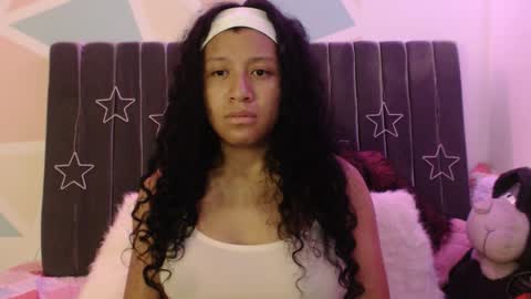 Snapshot of sophiia_dreams chatting on 10.18.25 Sophia this is not my real name online show from 10.18.25