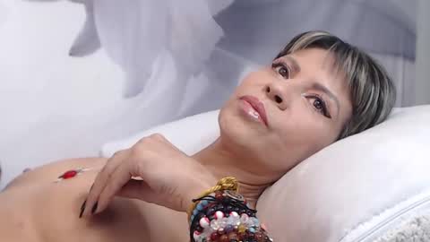 Sophy online show from 01.26.25