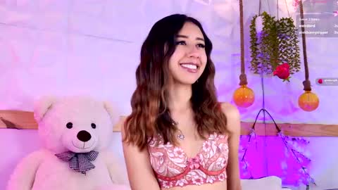 Snapshot of sopphiaa_payton chatting on 05.29.26 Sophie online show from 05.29.26
