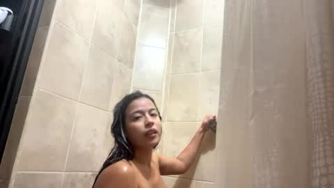 Snapshot of sopphiefox chatting on 01.07.25 Sofia online show from 01.07.25