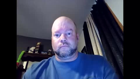 Snapshot of soro00421 chatting on 10.17.25 soro00421 online show from 10.17.25