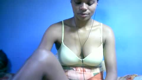Snapshot of sourayaa chatting on 04.22.26 sourayaa online show from 04.22.26