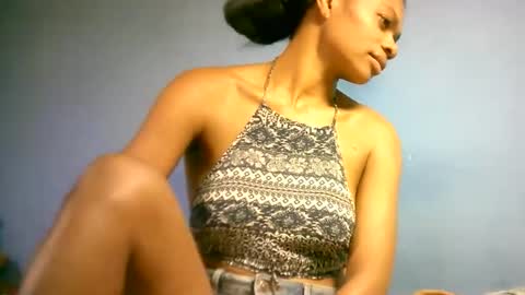 Snapshot of sourayaa chatting on 04.25.26 sourayaa online show from 04.25.26