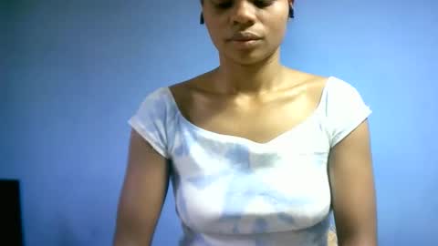 Snapshot of sourayaa chatting on 04.27.26 sourayaa online show from 04.27.26