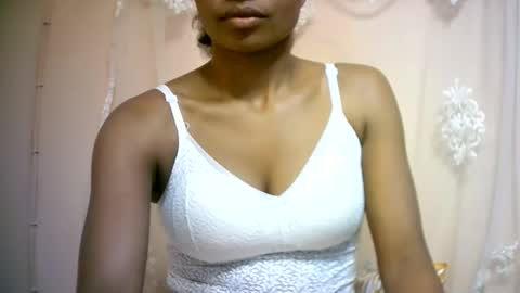 Snapshot of sourayaa chatting on 05.25.26 sourayaa online show from 05.25.26