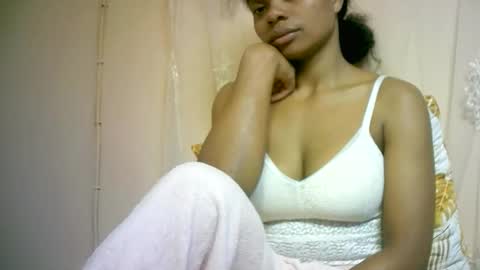 Snapshot of sourayaa chatting on 05.25.26 sourayaa online show from 05.25.26