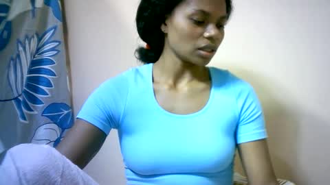 Snapshot of sourayaa chatting on 05.29.26 sourayaa online show from 05.29.26