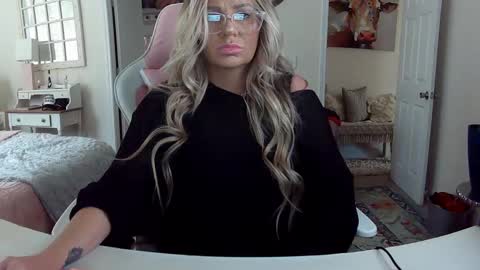 Your Barbii online show from 02.11.25