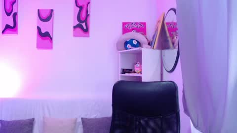 Snapshot of soy_abbyy chatting on 05.20.26 Abby online show from 05.20.26