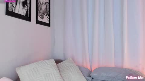 Irisita online show from 12.18.24