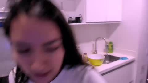 Snapshot of soy_miia chatting on 12.02.24 MIA online show from 12.02.24