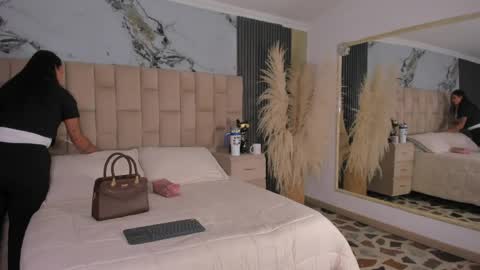 Camila Ortiz online show from 04.06.26