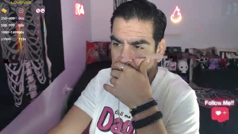 El Carlitos online show from 05.12.26