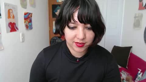 Nana Bela  online show from 09.11.25