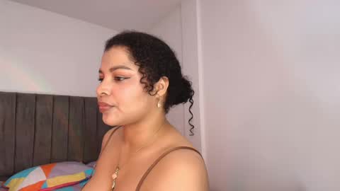 Snapshot of soynerea chatting on 05.17.26 online show from 05.17.26