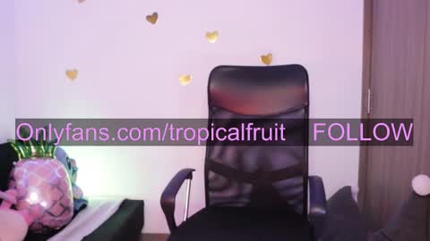 Snapshot of soytropicalfruit chatting on 01.20.25 You want to talk to me more personal follow me in My Channel VIP 50 the discount online show from 01.20.25