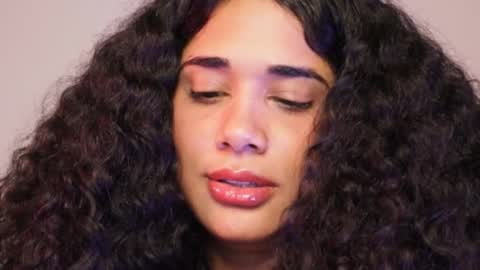 Snapshot of soytropicalfruit chatting on 01.29.25 You want to talk to me more personal follow me in My Channel VIP 50 the discount online show from 01.29.25