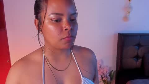 Paula  add me on snap online show from 01.02.25