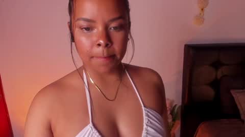 Paula  add me on snap online show from 01.03.25