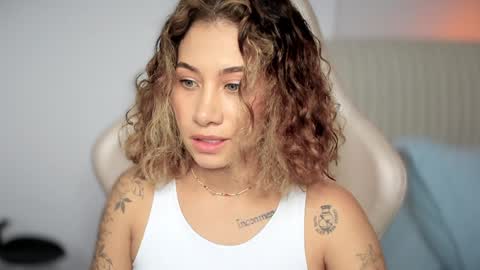 brisa  s online show from 12.19.24