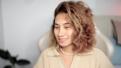 brisa  s online show from 12.30.24