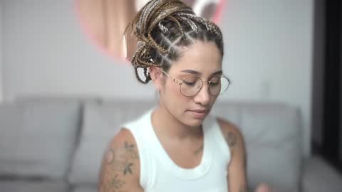 brisa  s online show from 01.22.25