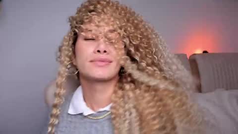 brisa  s online show from 02.12.25