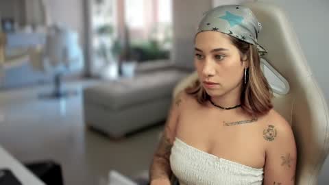 brisa  s online show from 02.17.25