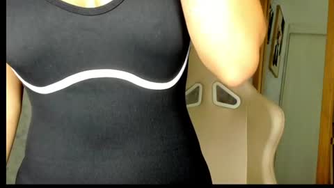 Snapshot of soytulu_ chatting on 07.11.26 brisa s online show from 07.11.26
