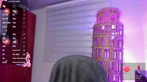 Snapshot of soyvane chatting on 02.26.25 VANESSA online show from 02.26.25