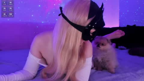 Snapshot of spaceoddkitty chatting on 04.15.26 Anya AnYuh online show from 04.15.26