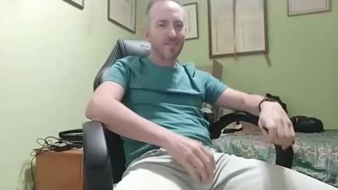 Manu  online show from 11.24.25