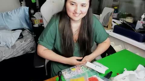 Snapshot of spanking_girls chatting on 04.01.26 Evgenia online show from 04.01.26