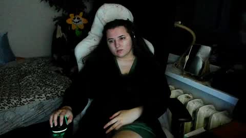 Snapshot of spanking_girls chatting on 04.03.26 Evgenia online show from 04.03.26