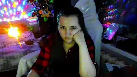 Snapshot of spanking_girls chatting on 04.21.26 Evgenia online show from 04.21.26