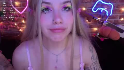  SparkleMona  online show from 03.15.26